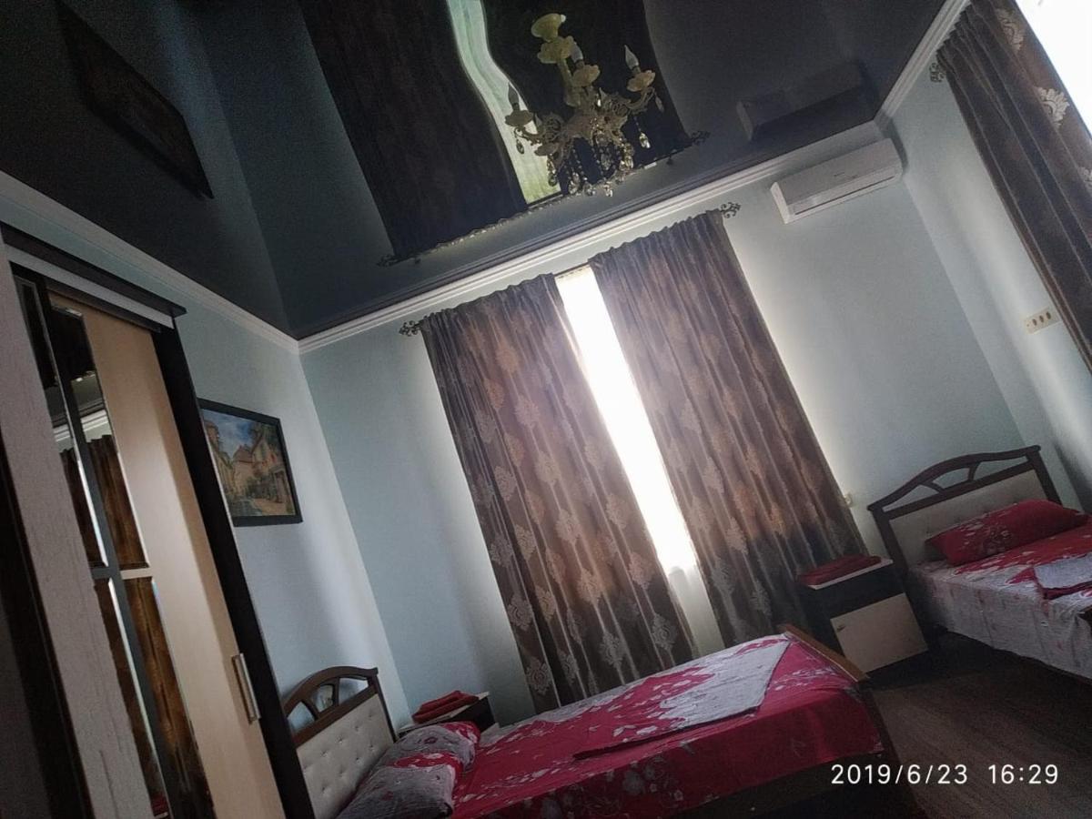 Бархат Tsandrypsh ภายนอก รูปภาพ